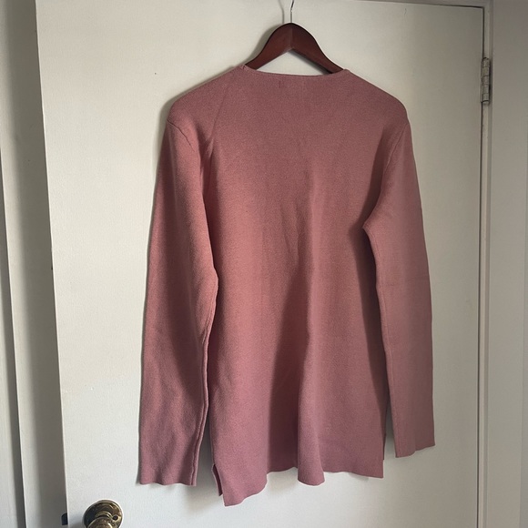 Forever 21 Sweater - Picture 4 of 6